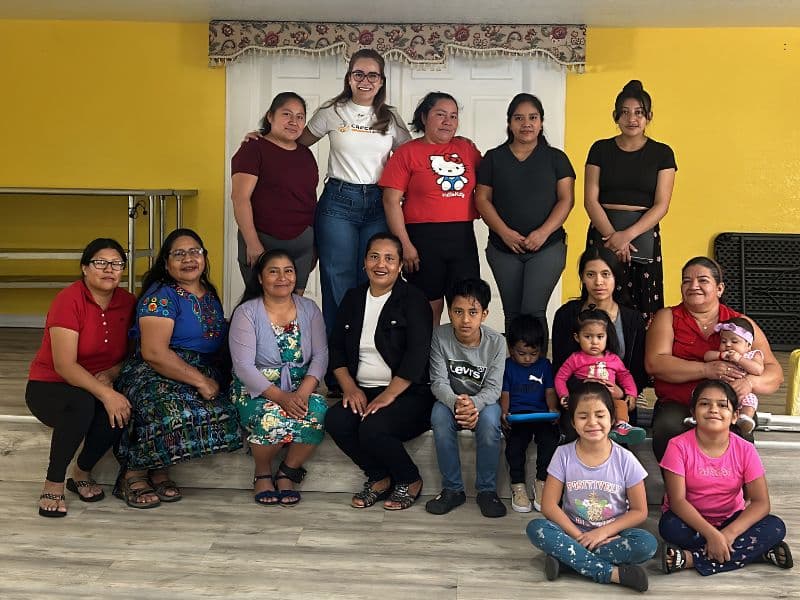 Apoyo integral para familias migrantes e hispanas